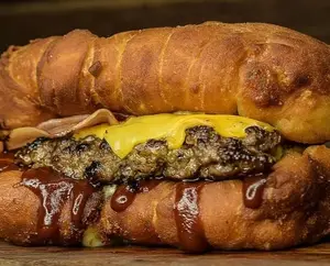 Tequeburger + Fritas