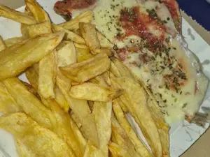 Matambre a la pizza c/ fritas