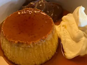 Flan casero mixto