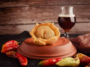 Empanada jalapeños,puerro,ques