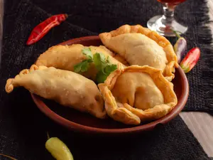 Empanadas de jalapeño (6 unidades)