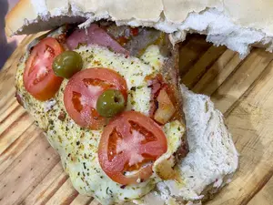 Sandwich matambre a la pizza