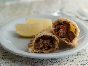 Empanada de carne a cuchillo