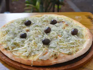 Pizza fugazzeta al roquefort