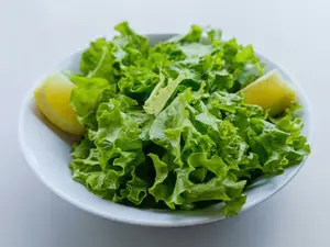 Ensalada de lechuga.