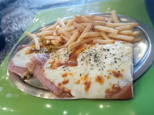 Milanesa napolitana