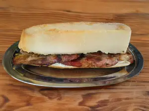 Sándwich de bondiola