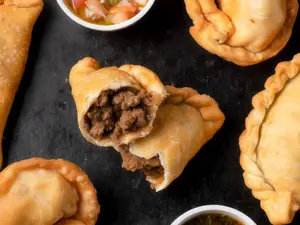 Empanada De Carne Picada
