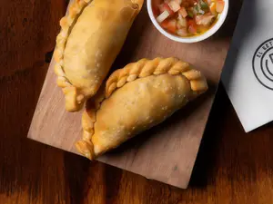 Empanada De Pollo