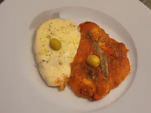 1 porcion de anchoa 1 porcion de muzza