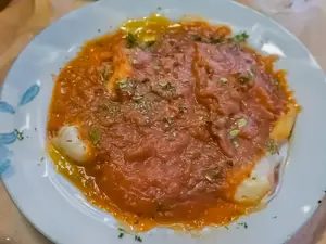 Ravioles de ricota con fileto