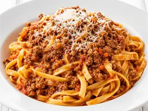 Menu - tallarines con bolgnesa