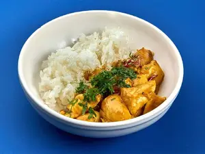 Curry de pollo