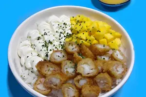 Sushi bowl de langostinos