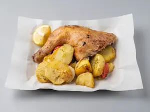 2 PORC DE POLLO CON GUARNICION