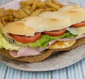 2 sand de mila fritas y chedar