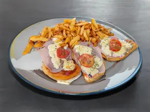 3 Mila Napo Con Fritas +Manaos