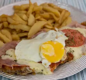 3 milas napo c huevo y fritas