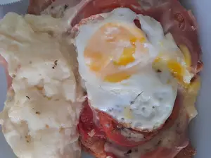 Mila de pollo napo c huev y pu