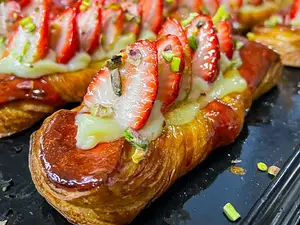 Danesa crema pastelera y frutilla