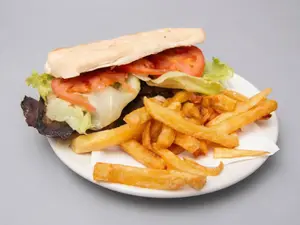 Lomito completo + papas fritas