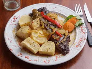 Tapa De Asado Con Papas