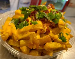 Fritas ched, panc.y verdeo