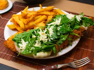 Mila Rucula/Parme Con Fritas