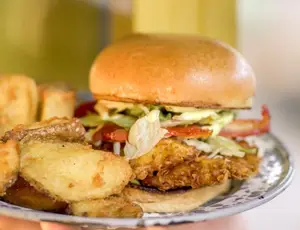 Sandwich de pollo