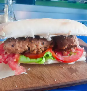 Choripan Completo
