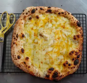 Pan Pizza Ajo Picante