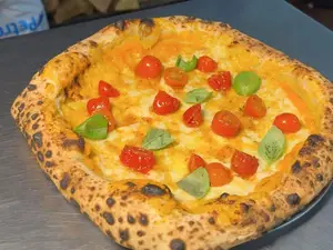 Pizza Cabutia