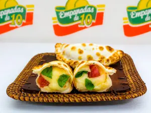 Empanada caprese