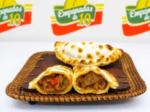 Empanada carne picante