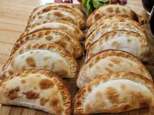 Docena De Empanadas