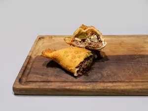 Empanada de carne frita