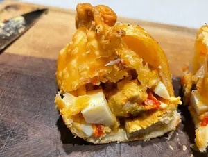 Empanada de pollo frita