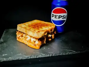 Golden bbq sándwich