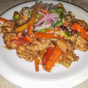 Chop Suey (Pollo)