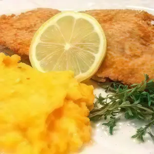 Mila de pollo con puré mixto