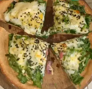 Pizza De Espinaca