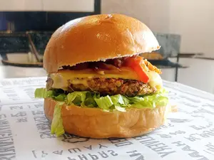 Hamburguesa espinaca y quinoa