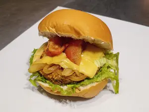 Hamburguesa lentejas y quinoa