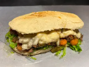 Sándwich Osobuco Al Malbec