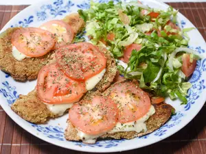 Milanesa berenjena napolitana
