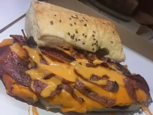 Lomito Cheese Bacón