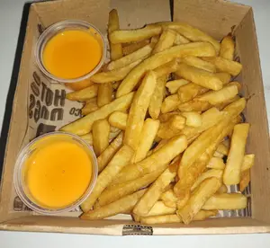 Papas Fritas Con Cheddar