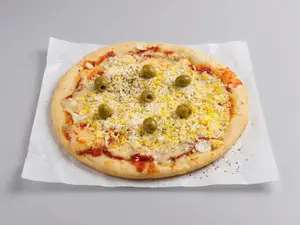 Pizza De Muzzarella Y Huevo