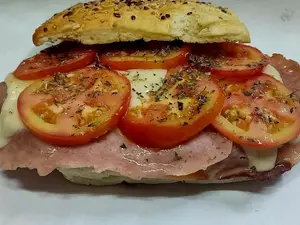 Sandwich De Suprema Napolitana