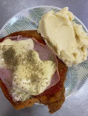 Milanesa napolitana con pure